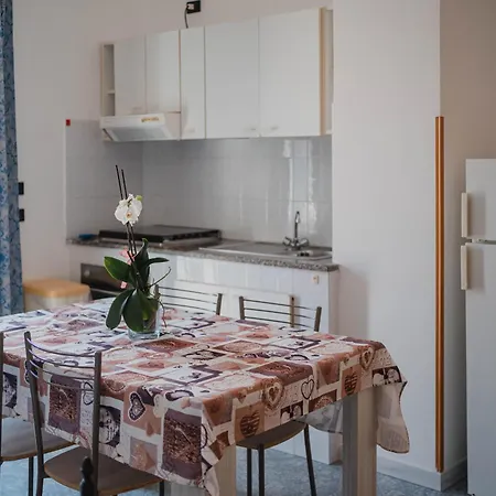 Riviera شقة فندقية بالينورو