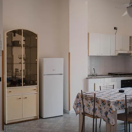 Riviera شقة فندقية بالينورو