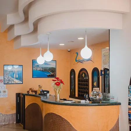 Riviera Aparthotel 4*